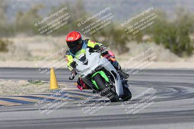 media/Jan-15-2026-Racers Edge (Thu) [[dfebeb70ab]]/3-B Group/Session 4 (Turn 5)/